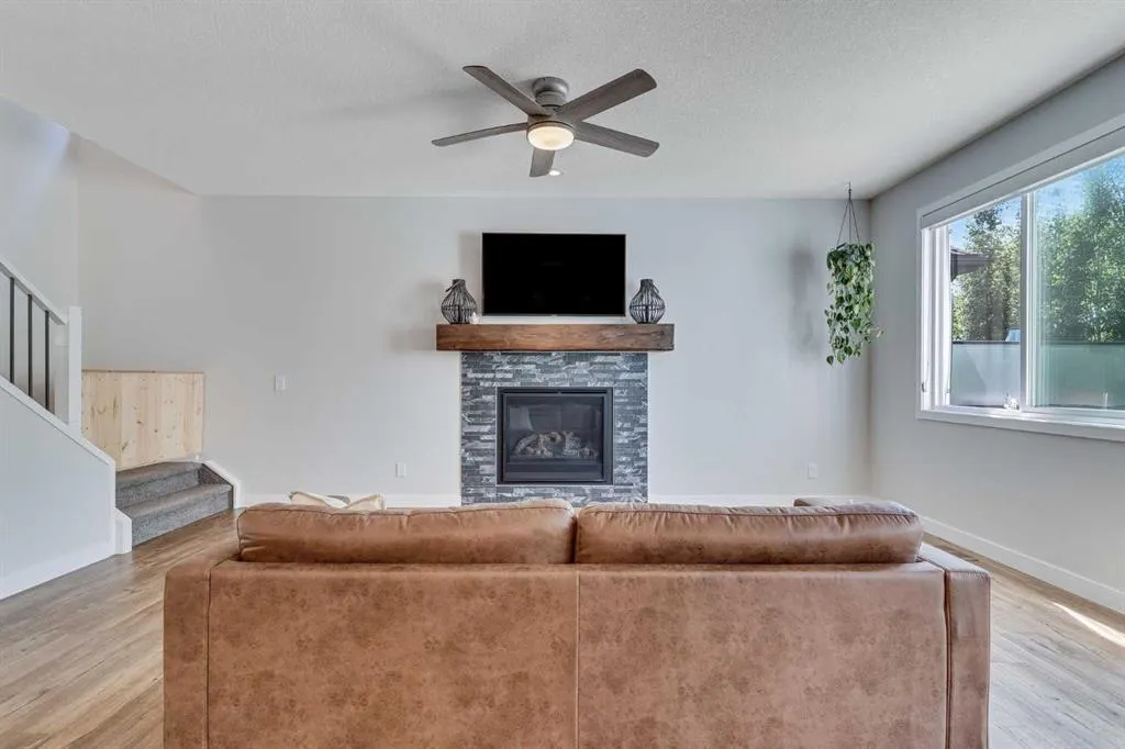 99 Legacy Glen Terrace SE