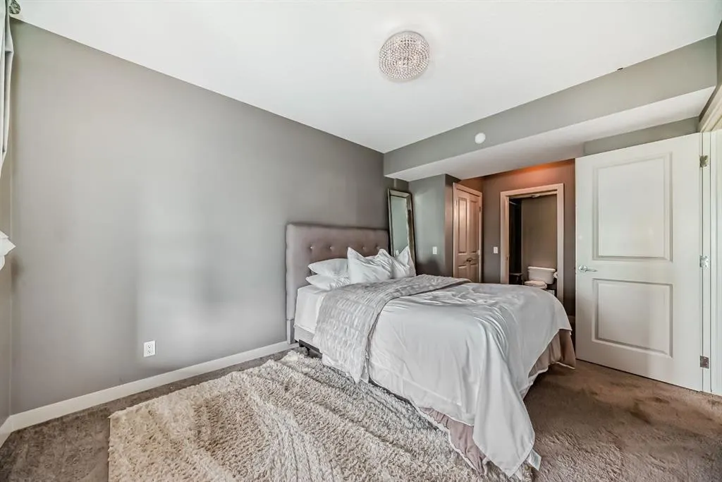279 Chaparral Valley Way SE