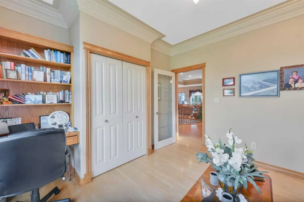 160 Daniel Crescent