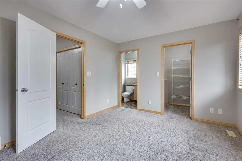 13 Ivey Close