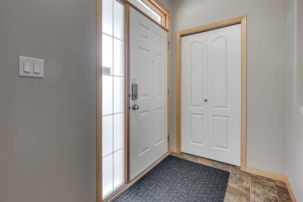 13 Ivey Close