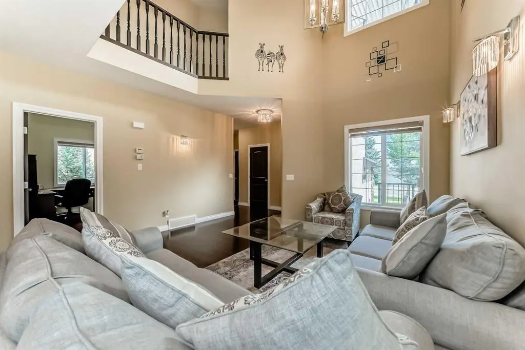 583 West Chestermere Drive