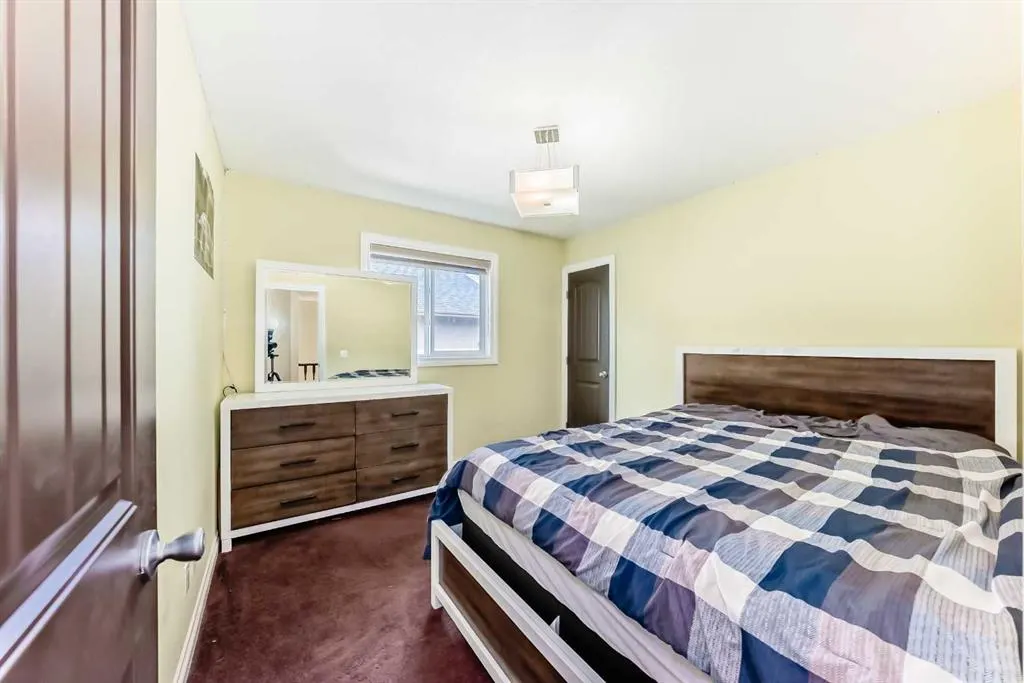 583 West Chestermere Drive