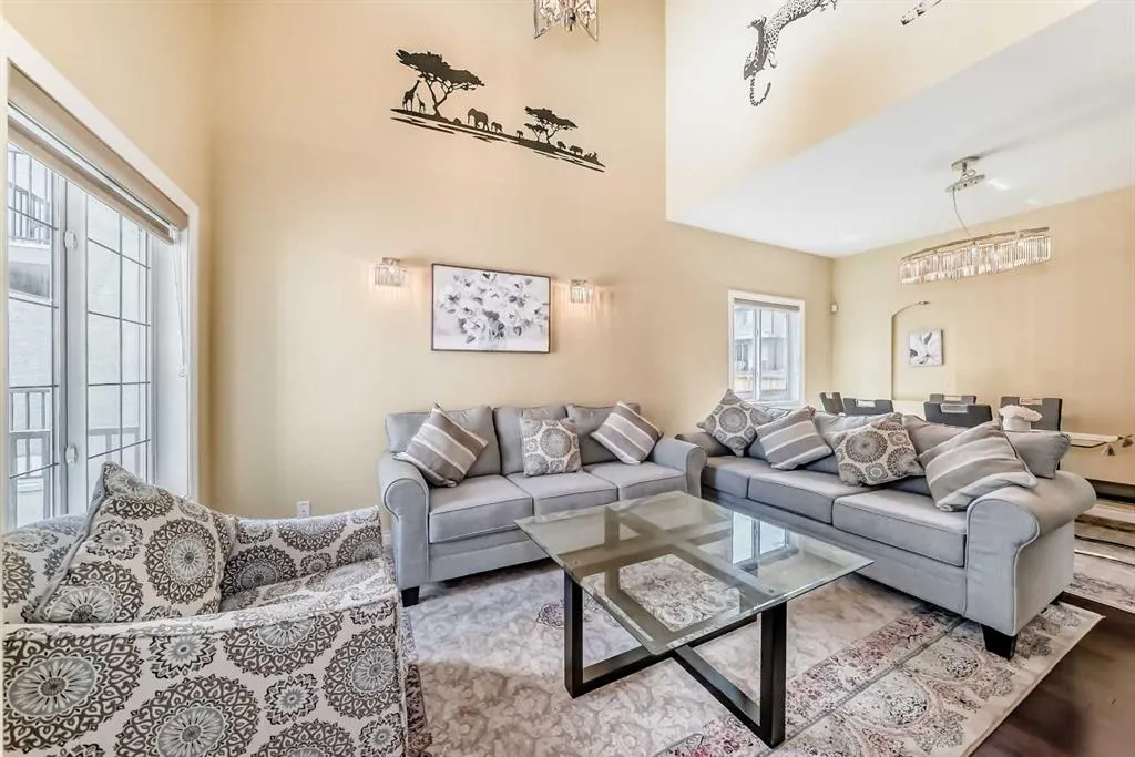 583 West Chestermere Drive