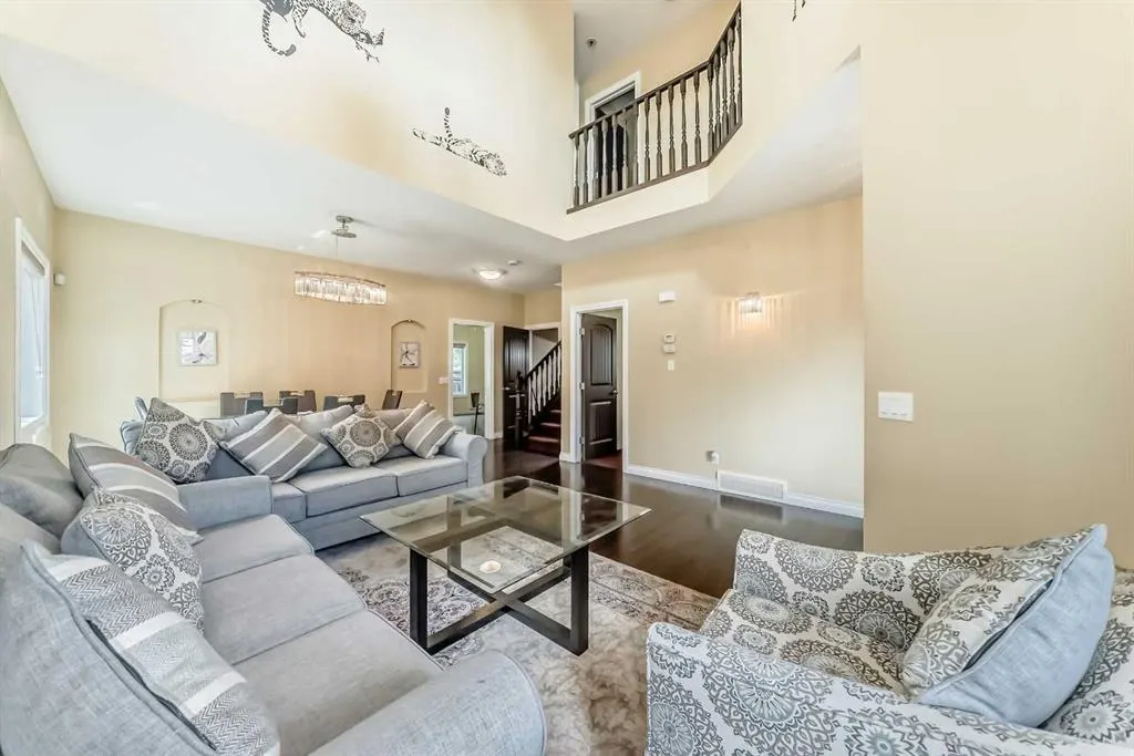 583 West Chestermere Drive