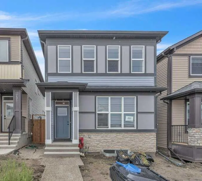 227 Cornerbrook Road NE