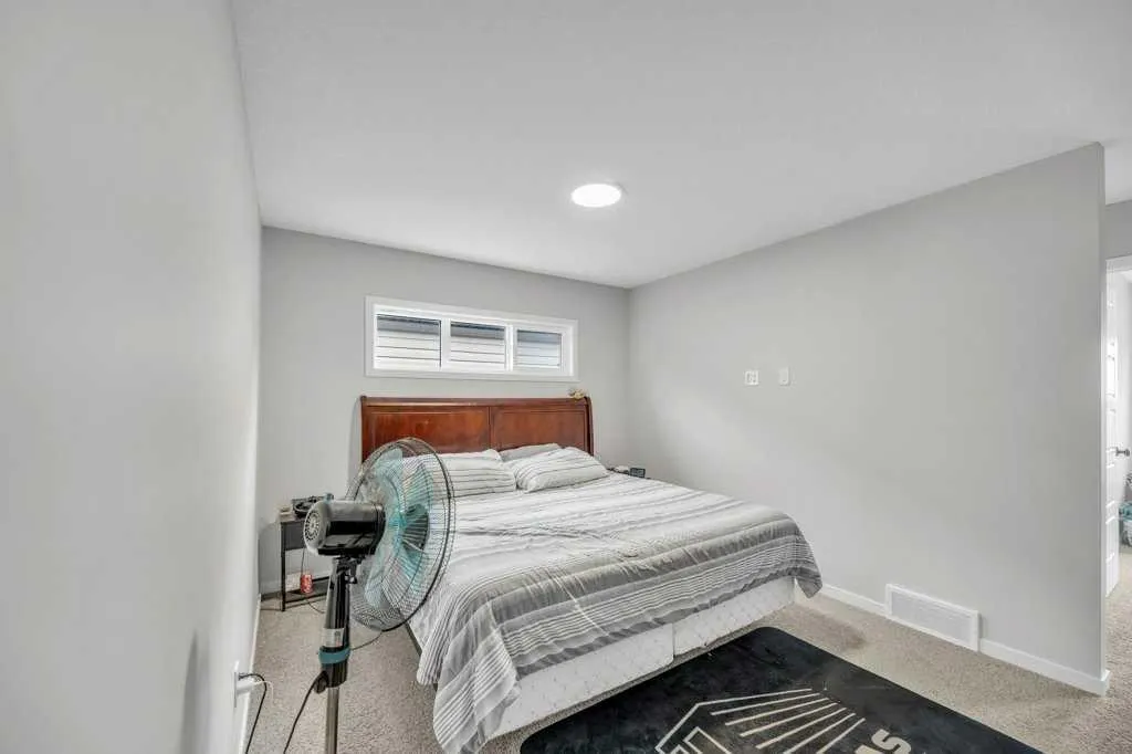 227 Cornerbrook Road NE