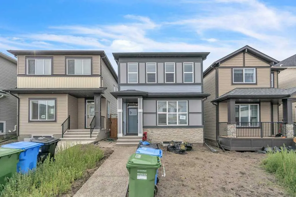 227 Cornerbrook Road NE