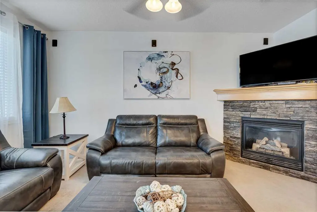 135 Sage Valley Circle NW