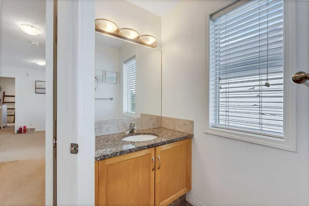 135 Sage Valley Circle NW