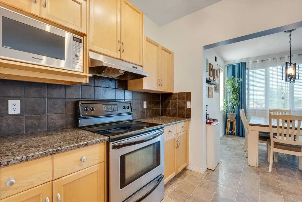 135 Sage Valley Circle NW