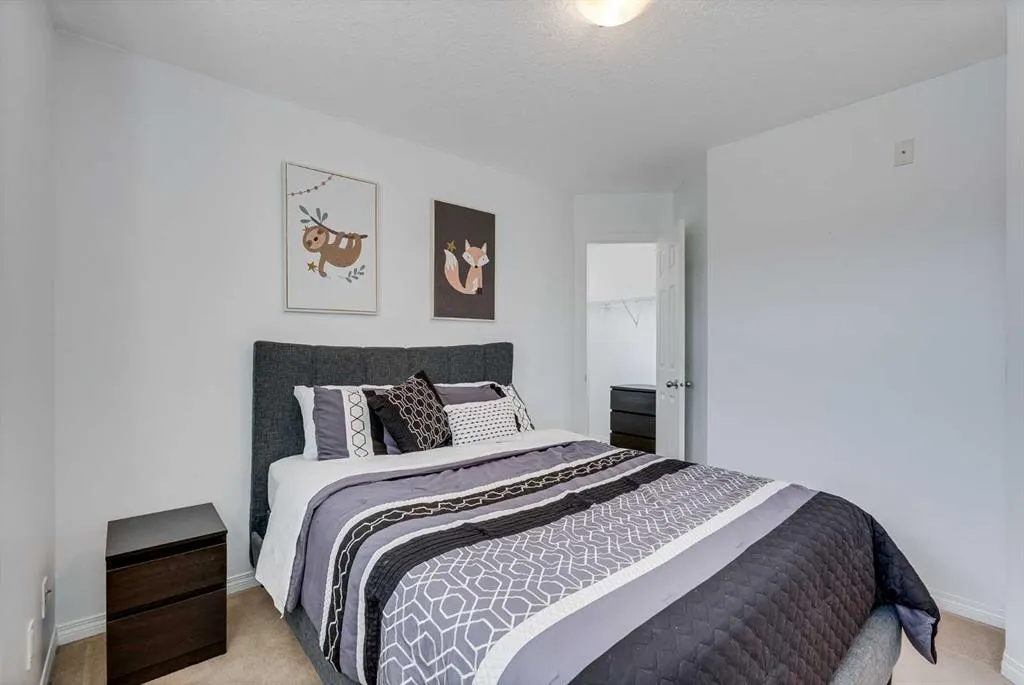 135 Sage Valley Circle NW