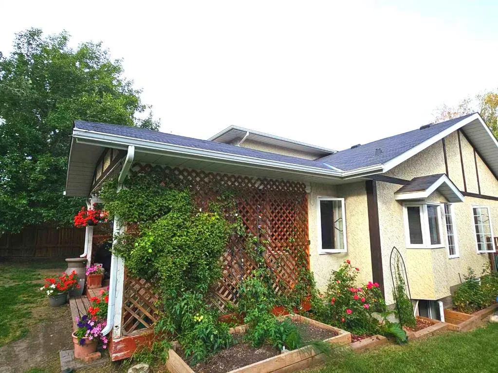 125 Sherwood Place W
