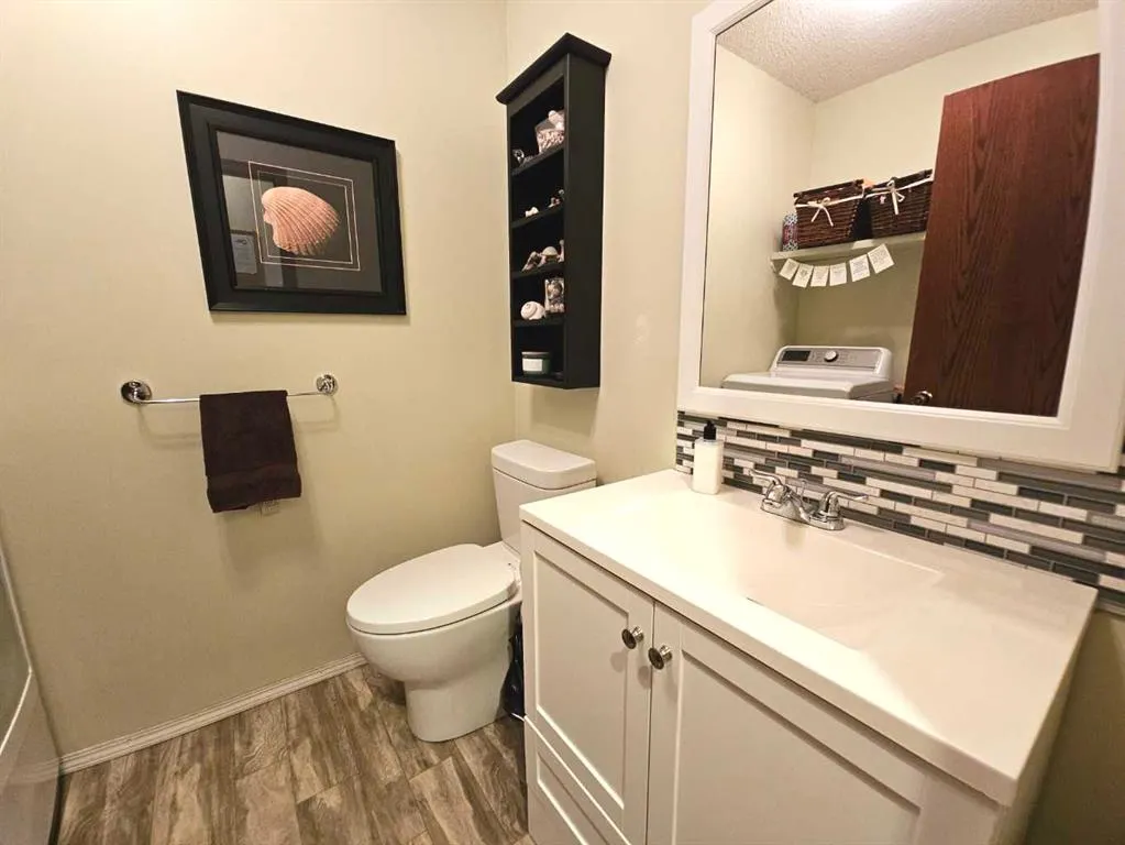 125 Sherwood Place W