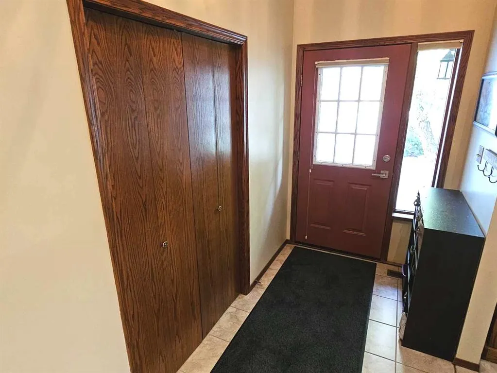 125 Sherwood Place W