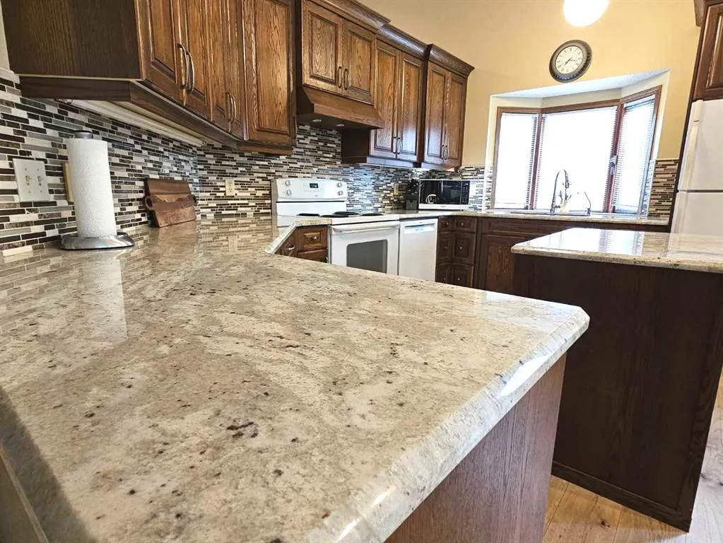 125 Sherwood Place W