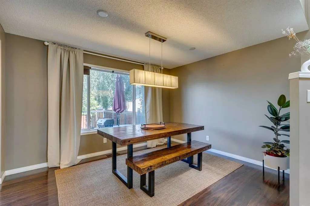 30 Auburn Bay View SE