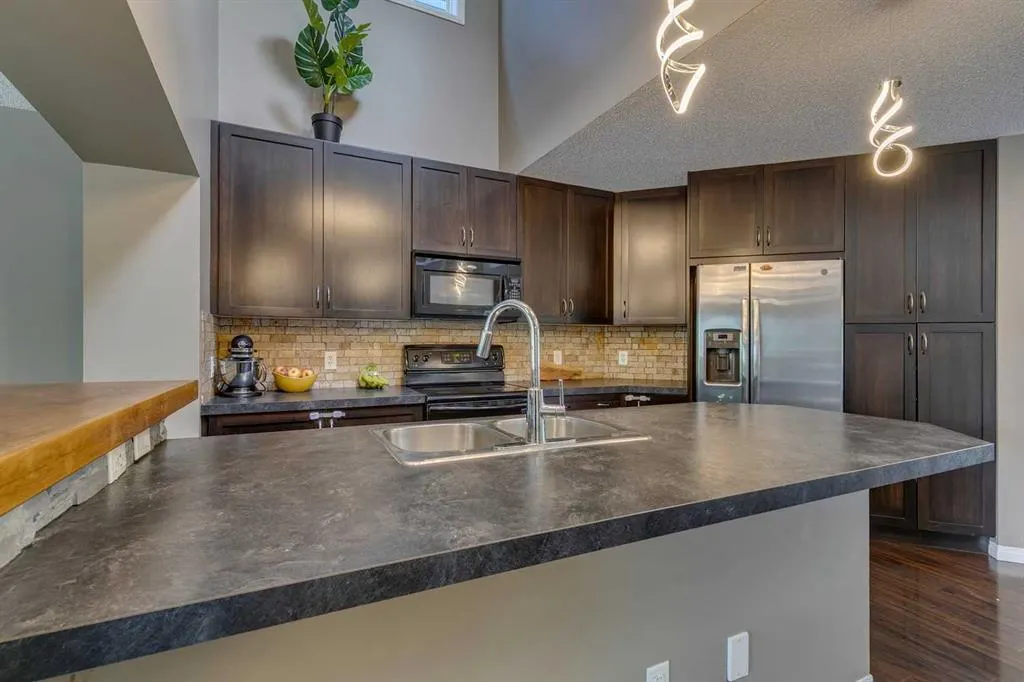 30 Auburn Bay View SE