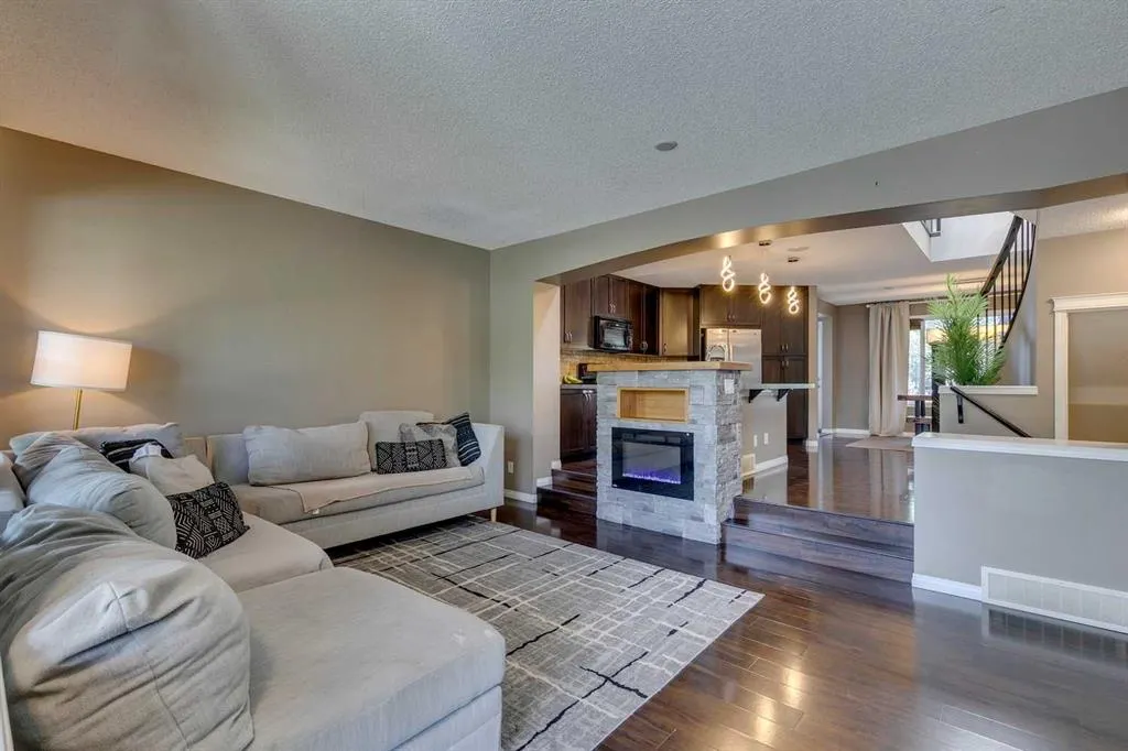 30 Auburn Bay View SE