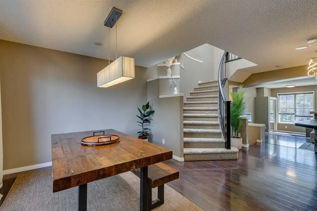 30 Auburn Bay View SE