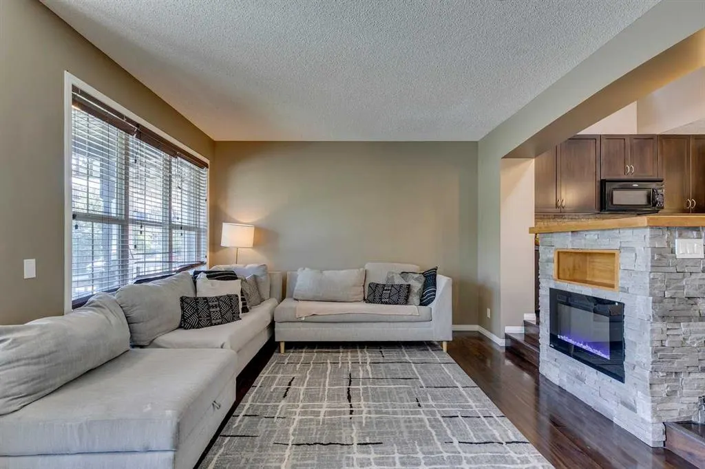 30 Auburn Bay View SE