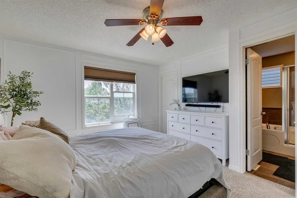30 Auburn Bay View SE