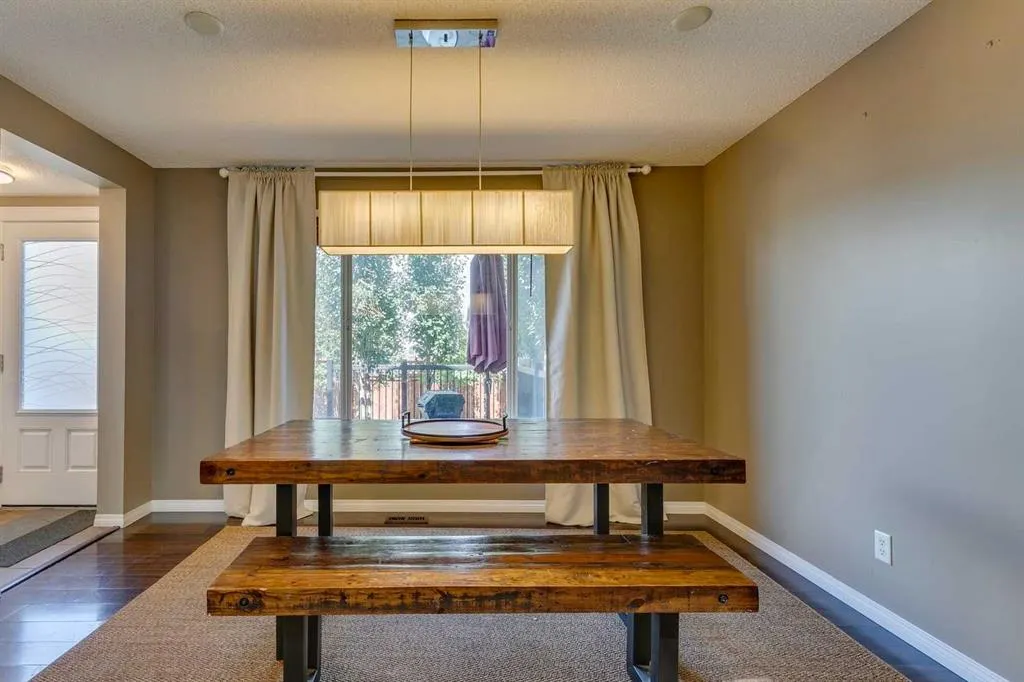 30 Auburn Bay View SE