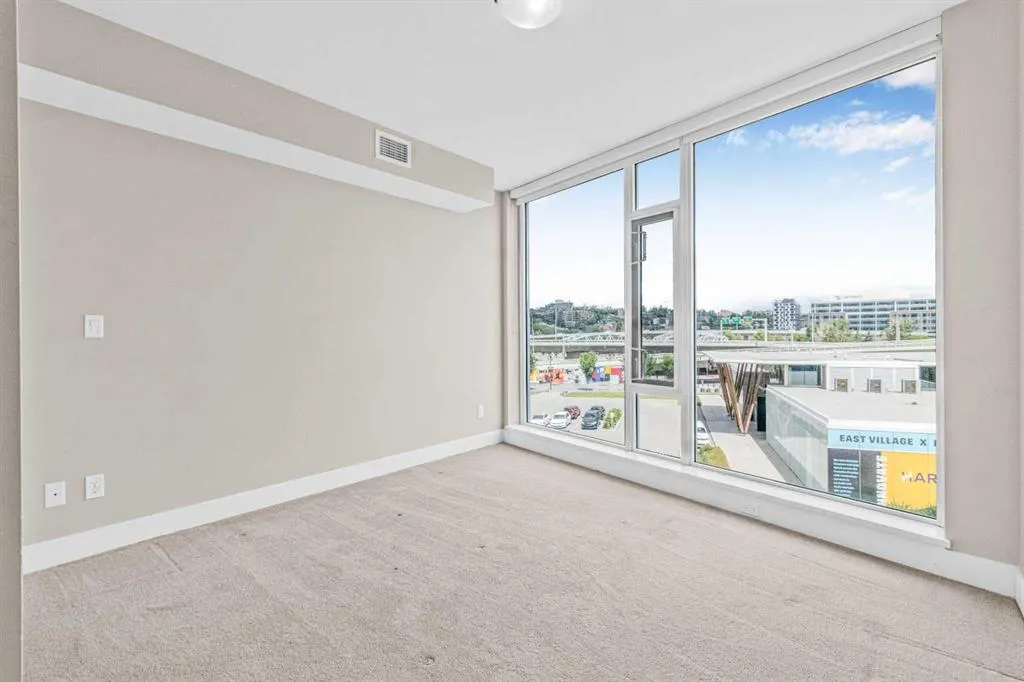 519 Riverfront Avenue SE, #303