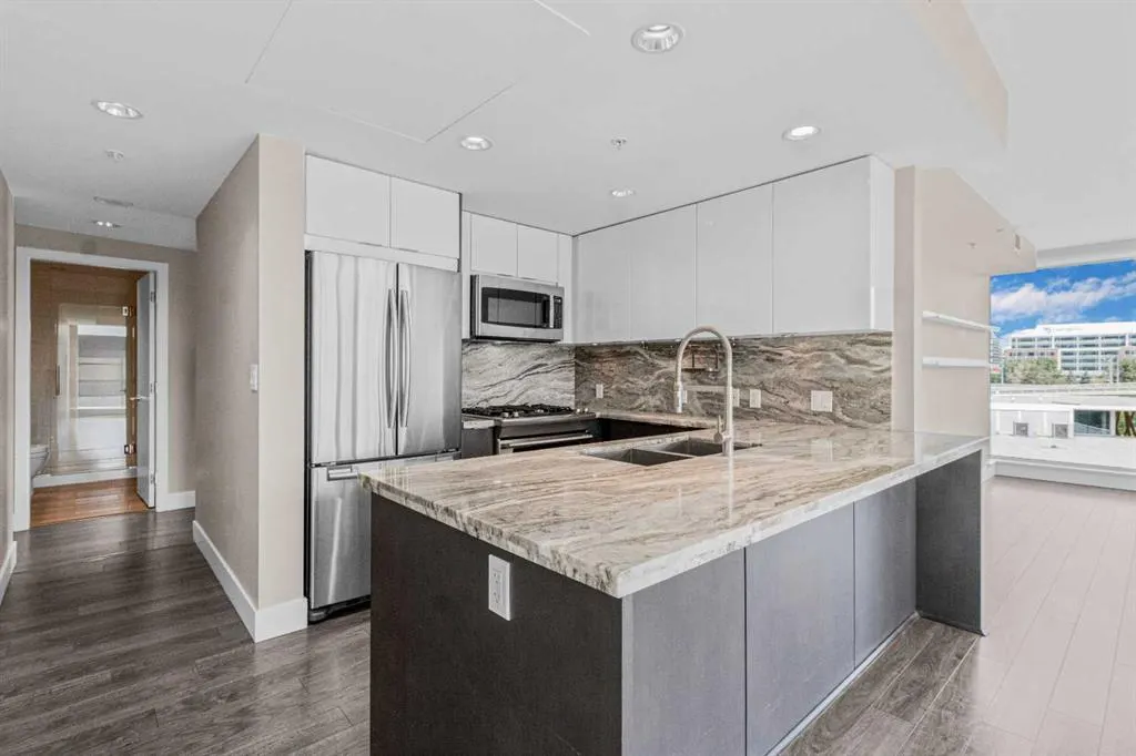 519 Riverfront Avenue SE, #303