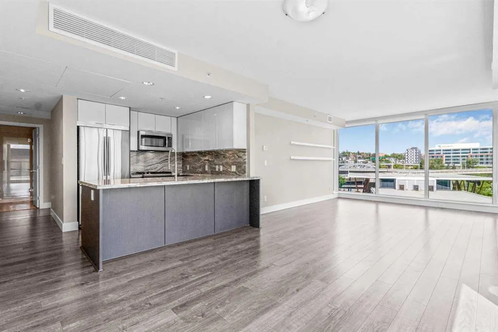 519 Riverfront Avenue SE, #303
