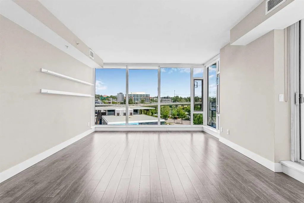 519 Riverfront Avenue SE, #303