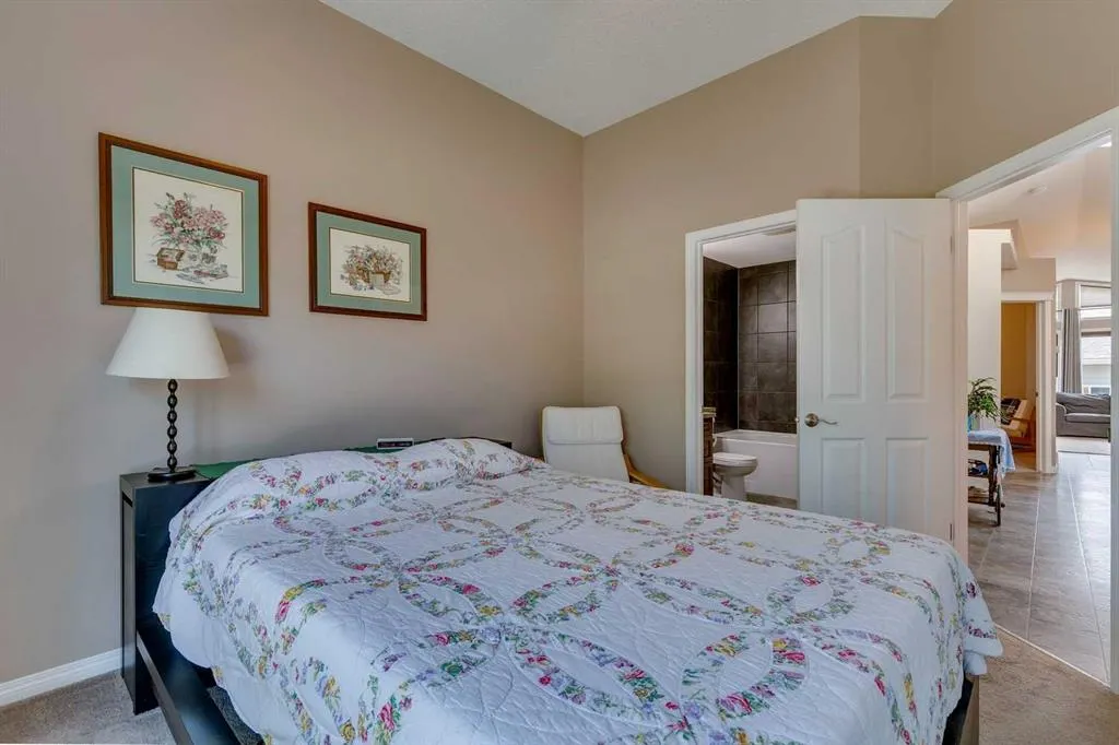 255 Cranford Close SE