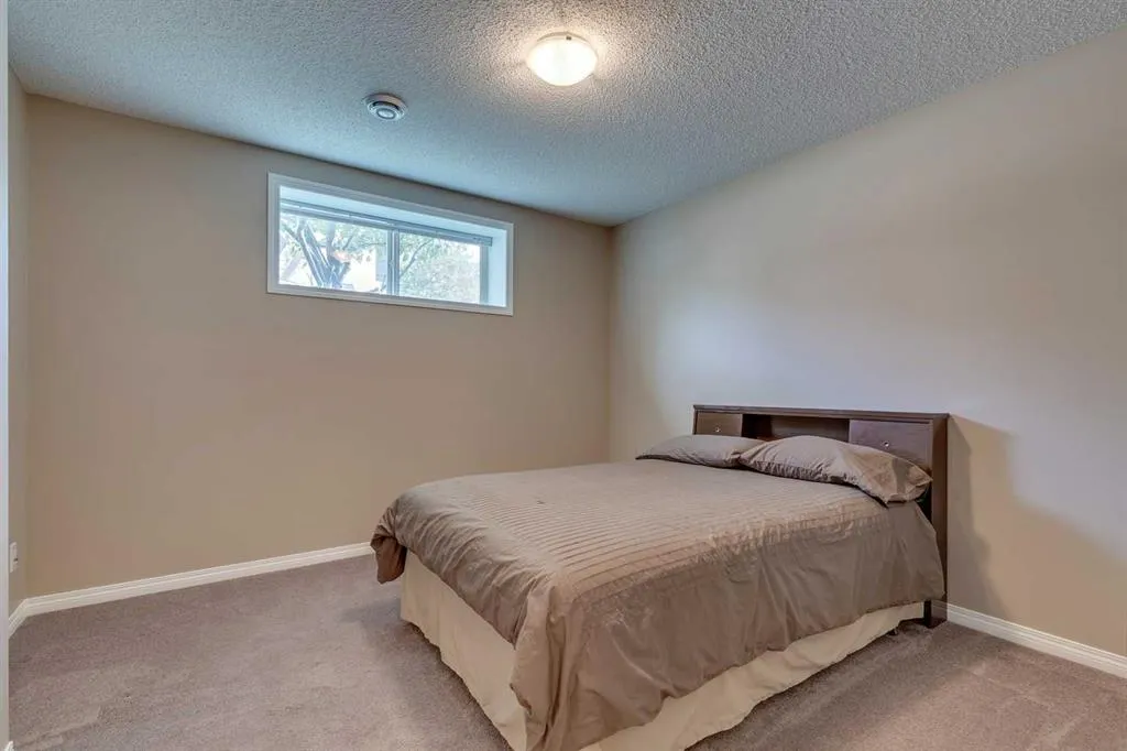 255 Cranford Close SE