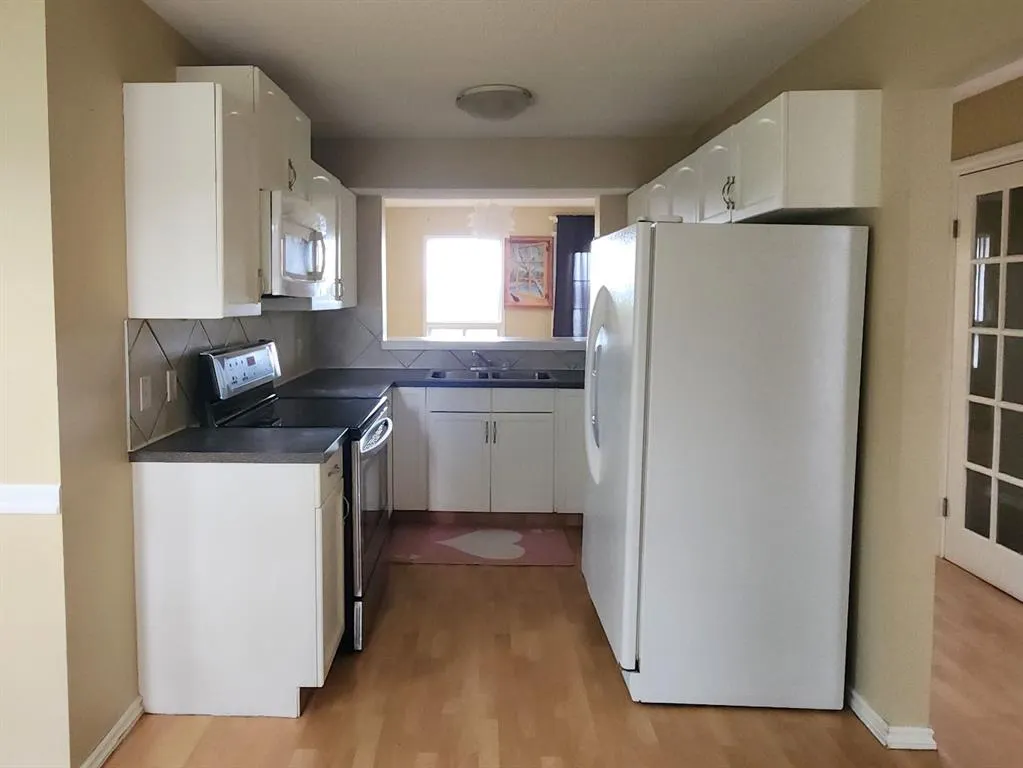 1003 Signal Hill Green SW