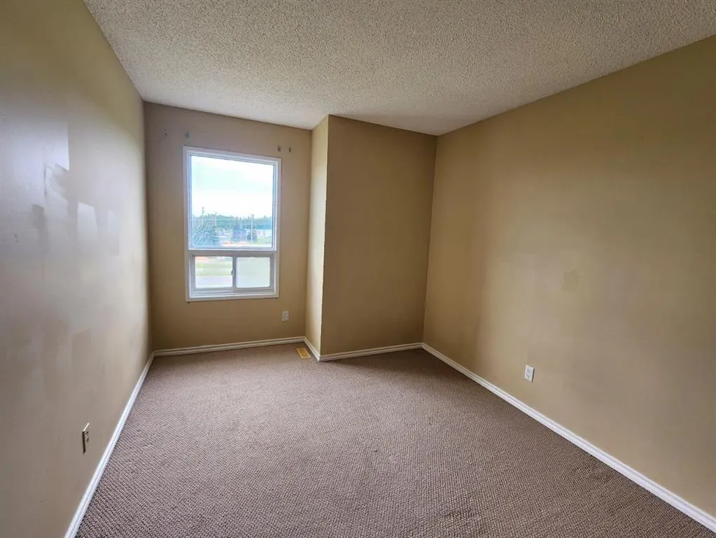 1003 Signal Hill Green SW