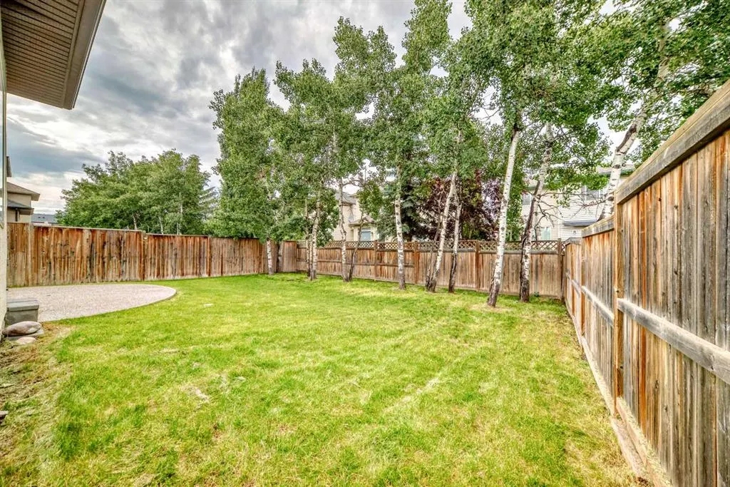 18 West Cedar Place SW
