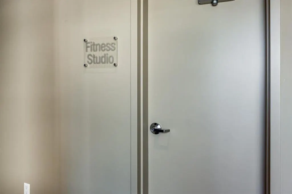 2660 22 Street, #5327