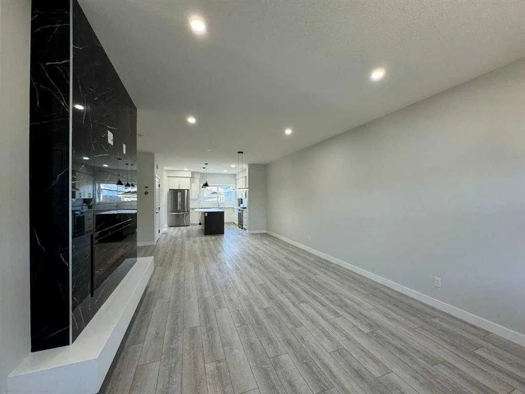 72 Veranda Boulevard SW