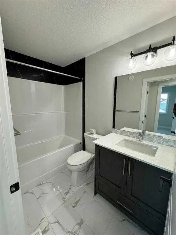 72 Veranda Boulevard SW