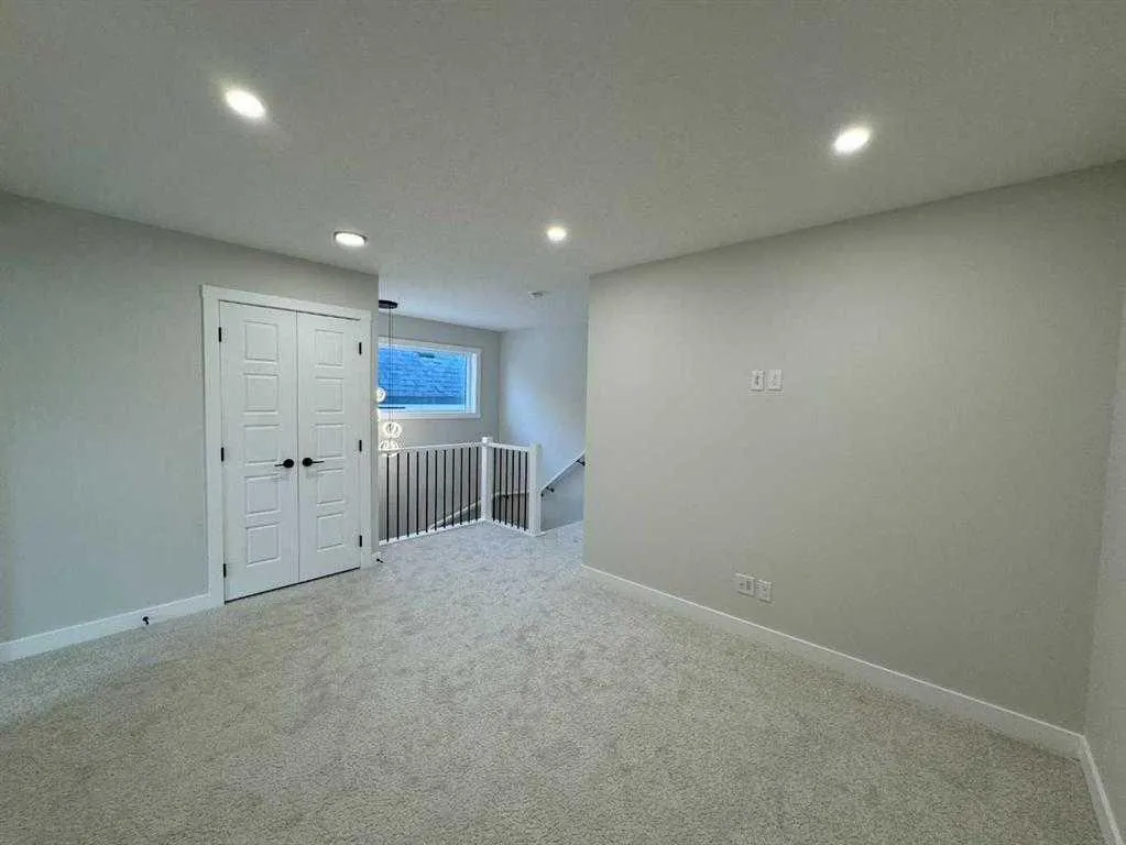 72 Veranda Boulevard SW
