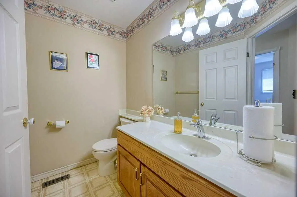 81 Edgevalley Way NW