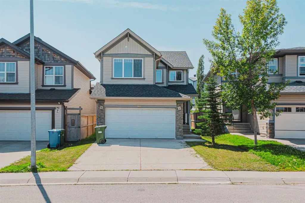 280 Panora Close NW