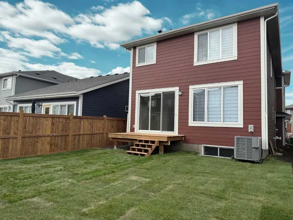 200 Magnolia Terrace SE