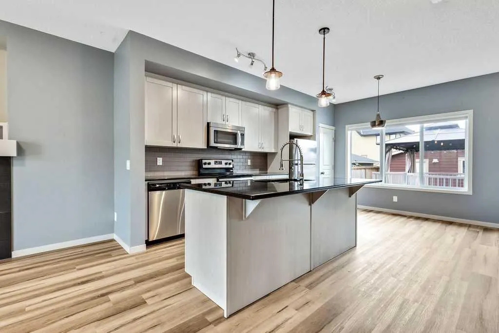 415 Mahogany Boulevard SE
