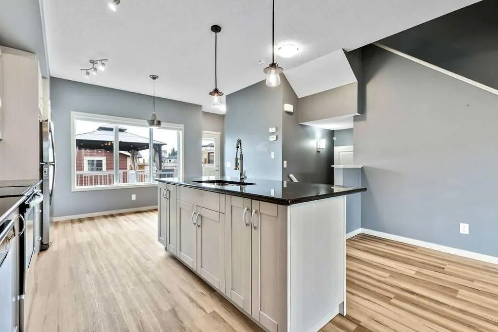 415 Mahogany Boulevard SE