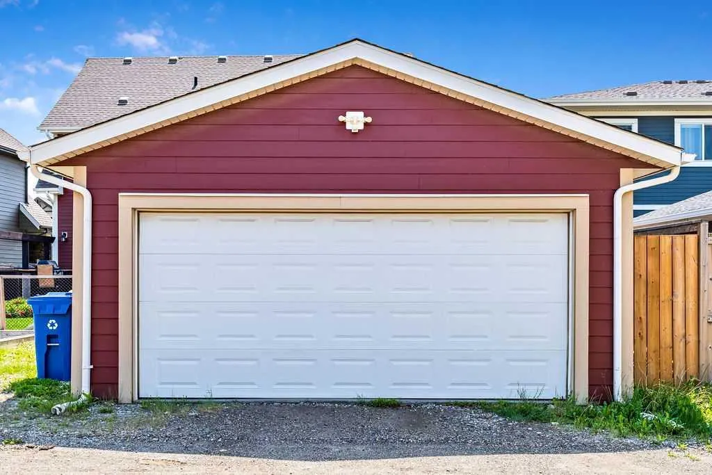 415 Mahogany Boulevard SE