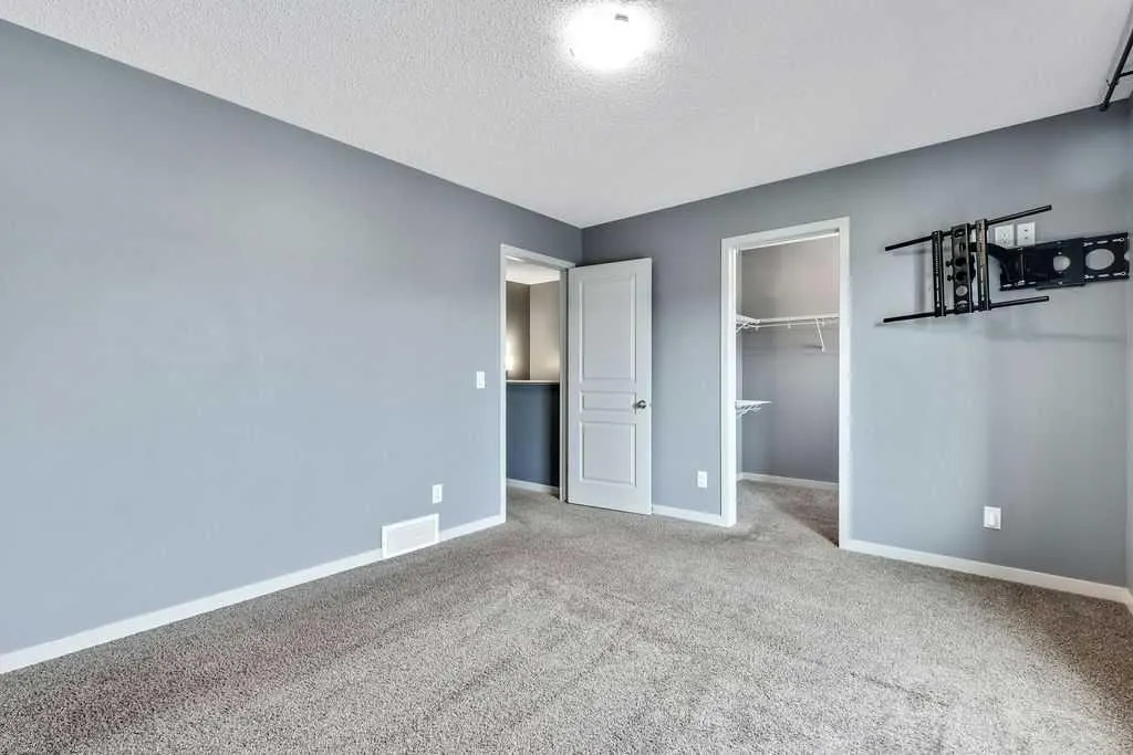 415 Mahogany Boulevard SE