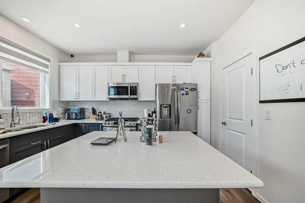 55 Carringwood Grove NW