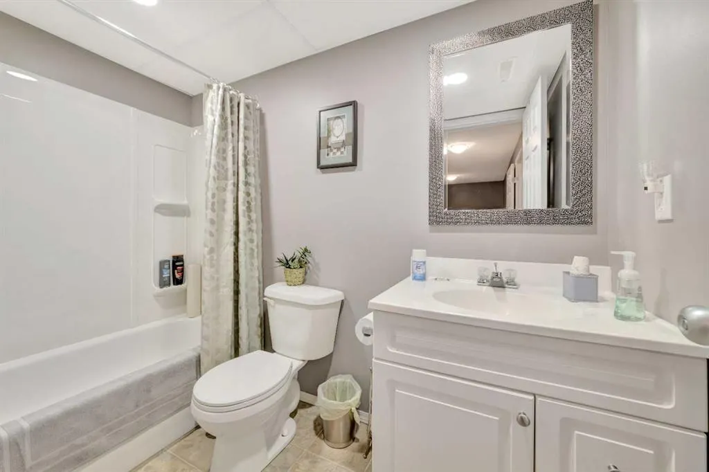 2115 52B Avenue, #12
