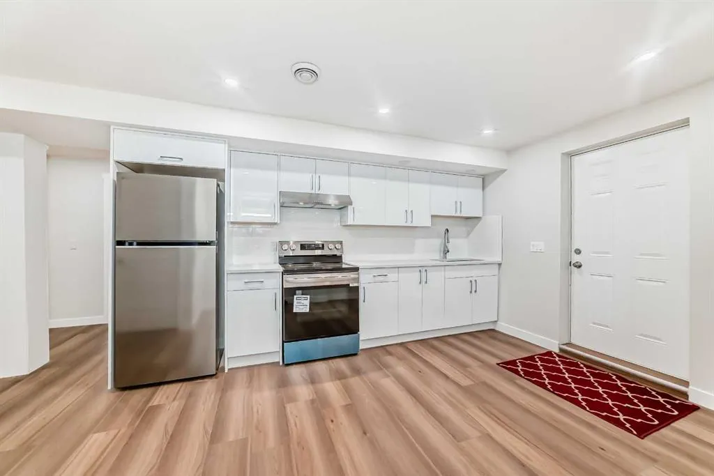 314 Evanston Drive NW